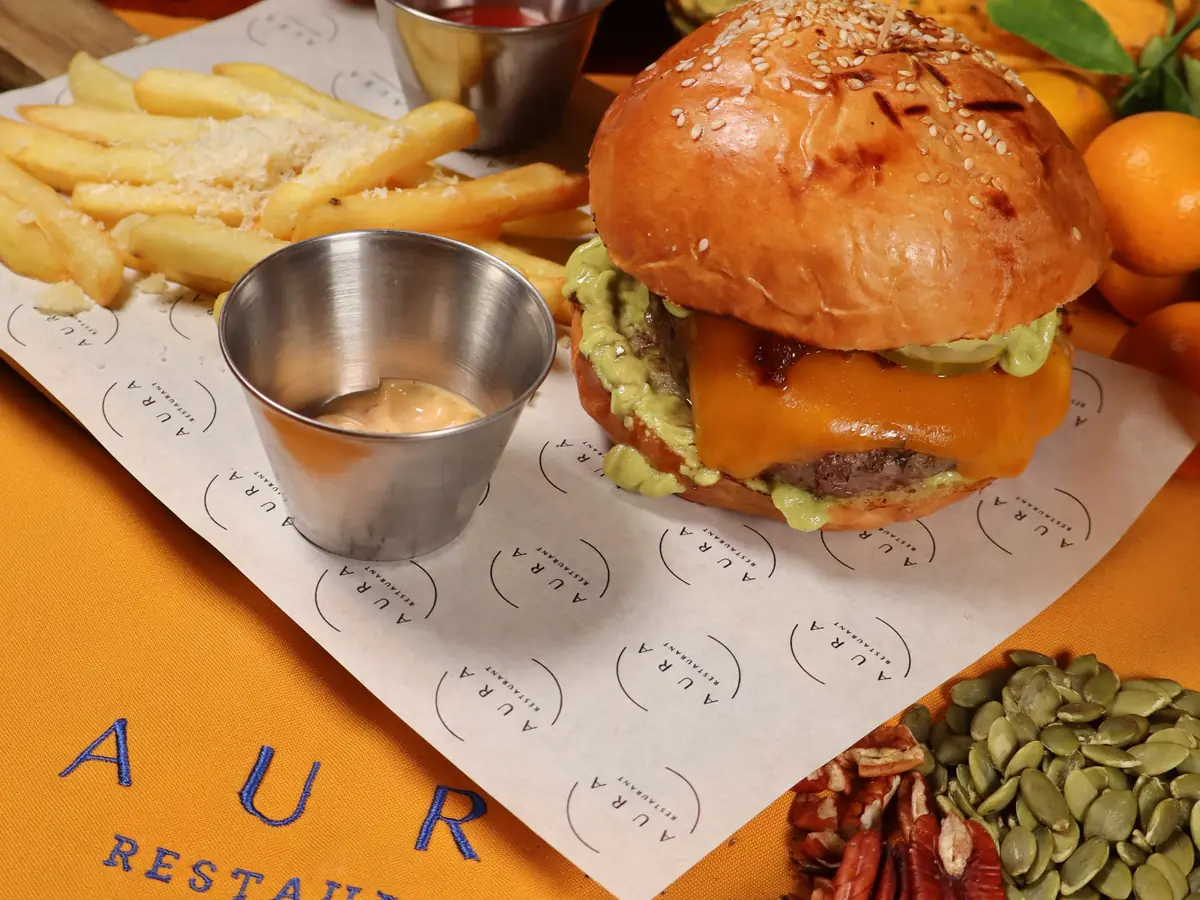 Aura Burger